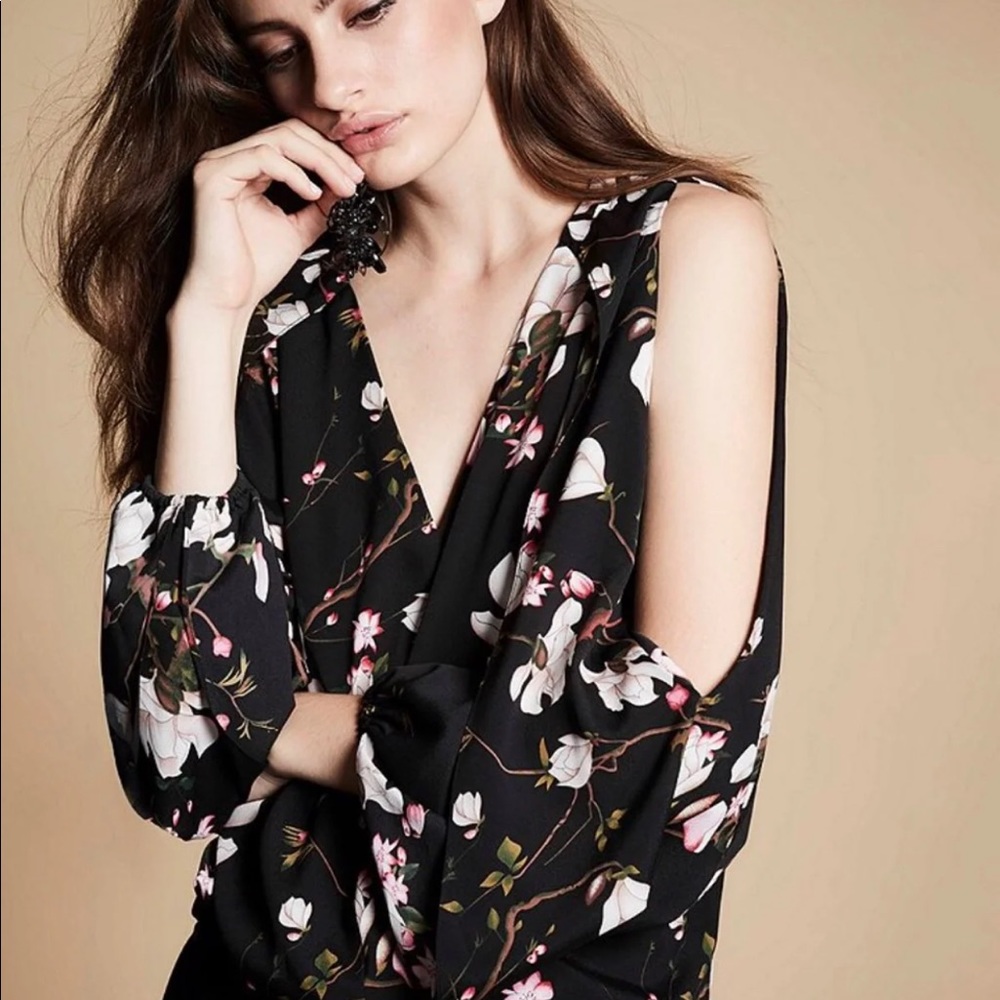 Mika Mindel Polyester Floral Blouse View 2